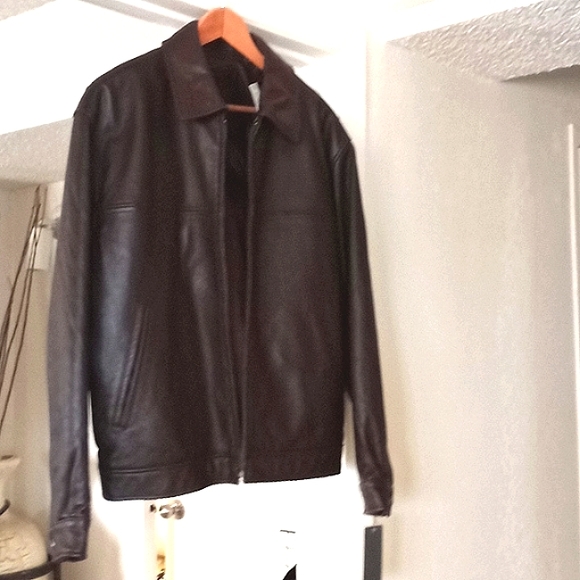 Roundtree & Yorke Other - 100% leather Brown Jacket